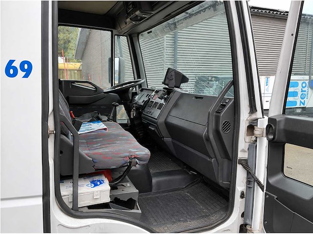 2002 iveco 120el bedrijfswagen - afbeelding 4 van  4