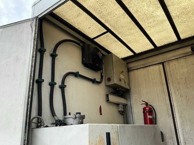 2002 iveco 120el container-hogedrukreinigingswagen - afbeelding 5 van  23