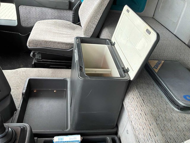 2002 iveco 190.48 vrachtwagen, opleggertrekker - afbeelding 16 van  27