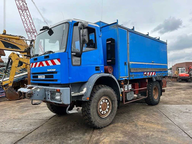 2002 iveco eurocargo 135e18 4x4 vrachtwagen - afbeelding 1 van  13