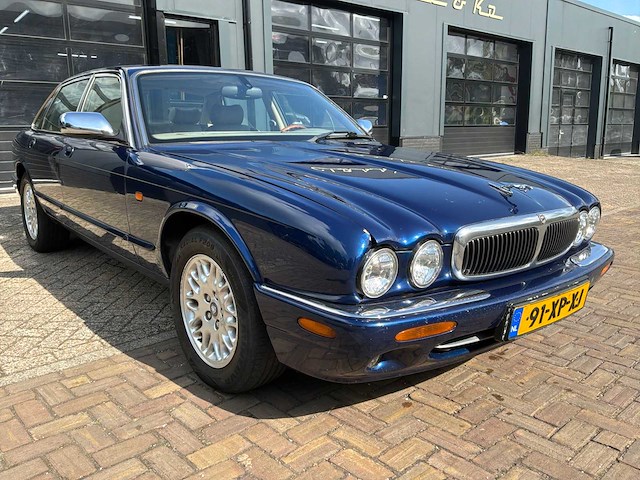2002 jaguar xj 3.2 v8 executive personenauto - afbeelding 22 van  24