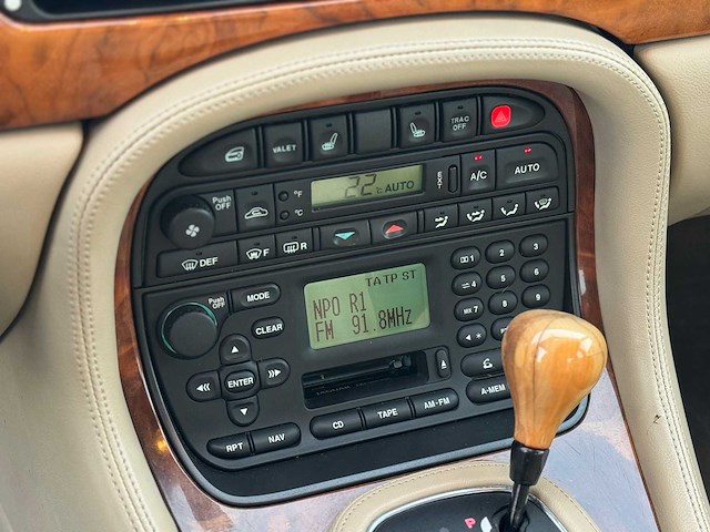 2002 jaguar xj 3.2 v8 executive - afbeelding 13 van  29