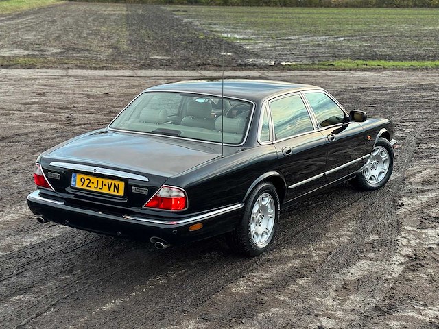 2002 jaguar xj 3.2 v8 executive - afbeelding 22 van  29