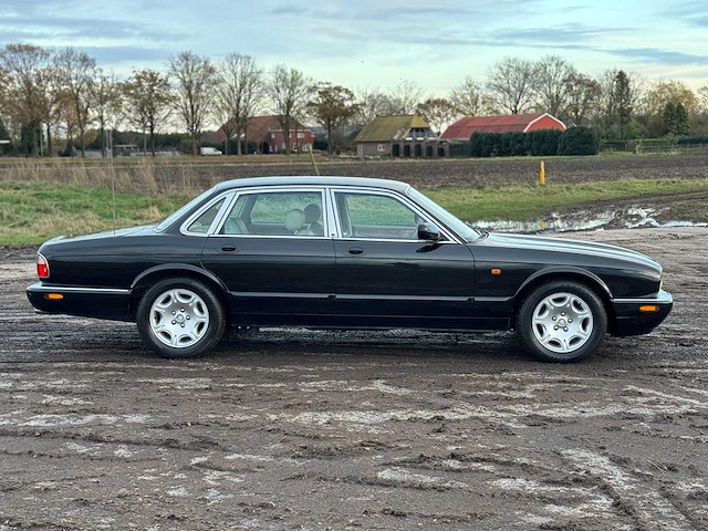 2002 jaguar xj 3.2 v8 executive - afbeelding 26 van  29