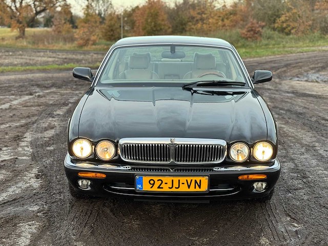 2002 jaguar xj 3.2 v8 executive - afbeelding 28 van  29