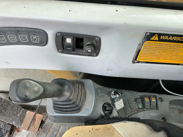 2002 jcb js220l rupsgraafmachine - afbeelding 17 van  33