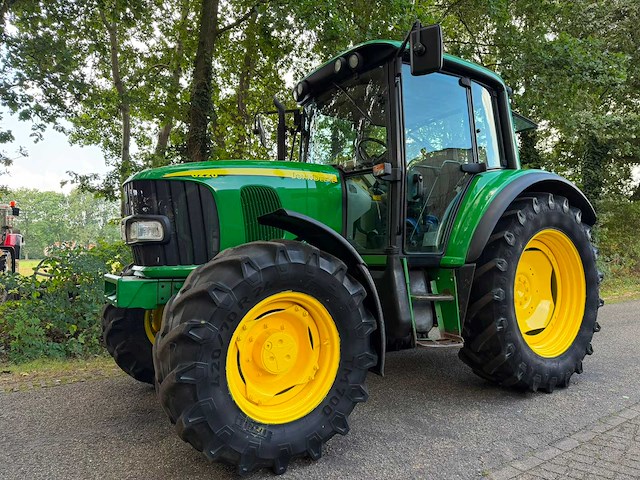 2002 john deere 6220 aq vierwielaangedreven landbouwtractor - afbeelding 1 van  14