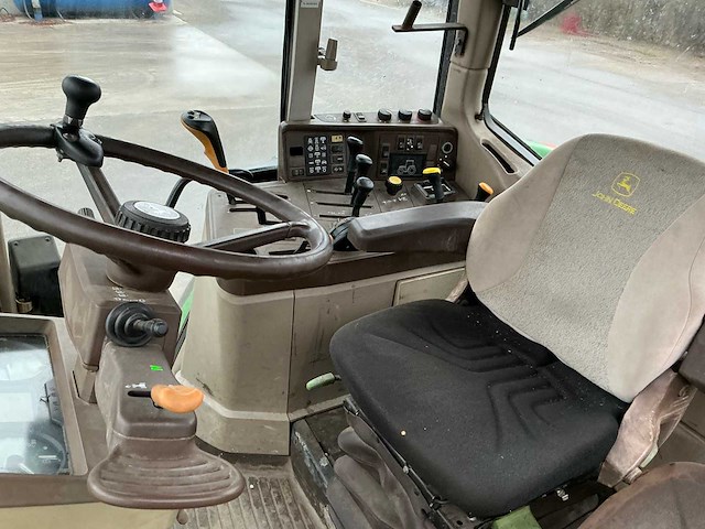 2002 john deere 6820 4wd tractor - afbeelding 21 van  43