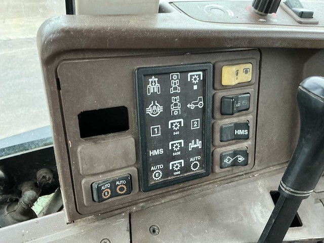 2002 john deere 6820 4wd tractor - afbeelding 28 van  43