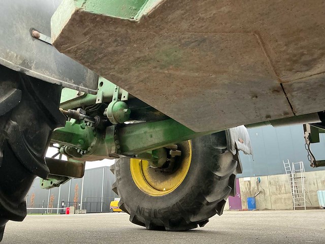 2002 john deere 6820 4wd tractor - afbeelding 33 van  43