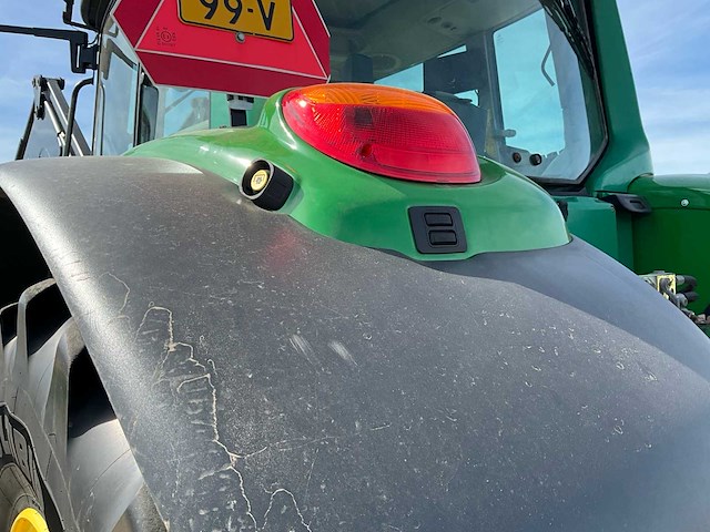 2002 john deere 6920s vierwielaangedreven landbouwtractor - afbeelding 30 van  47