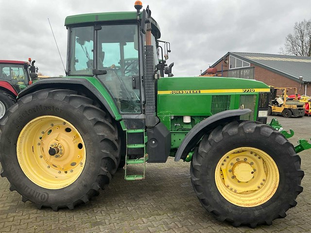 2002 john deere 7710 vierwielaangedreven landbouwtractor - afbeelding 19 van  25