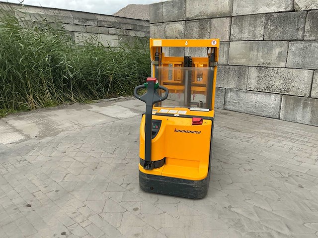 2002 jungheinrich ejc16 stapelaar / machineheffer - afbeelding 6 van  12