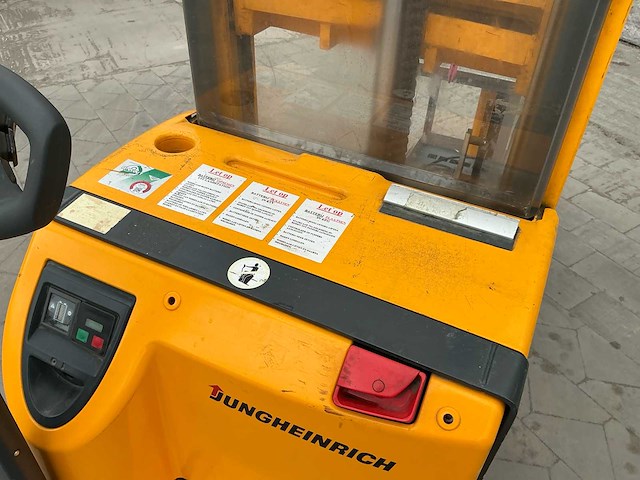 2002 jungheinrich ejc16 stapelaar / machineheffer - afbeelding 10 van  12