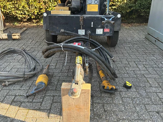 2002 kaeser compressoraanhangwagen - afbeelding 6 van  20