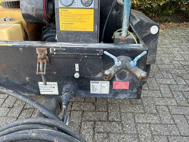 2002 kaeser compressoraanhangwagen - afbeelding 17 van  20