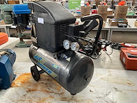 2002 kinzo zuigercompressor - afbeelding 1 van  4