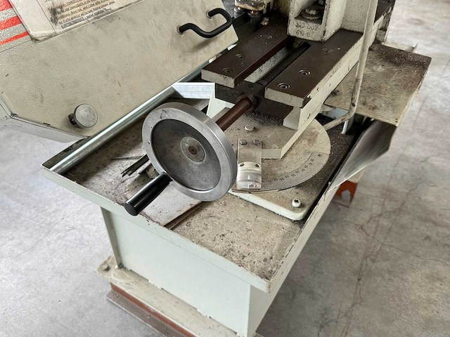 2002 klaeger hbs 275 g metalen horizontale bandzaagmachine - afbeelding 7 van  10