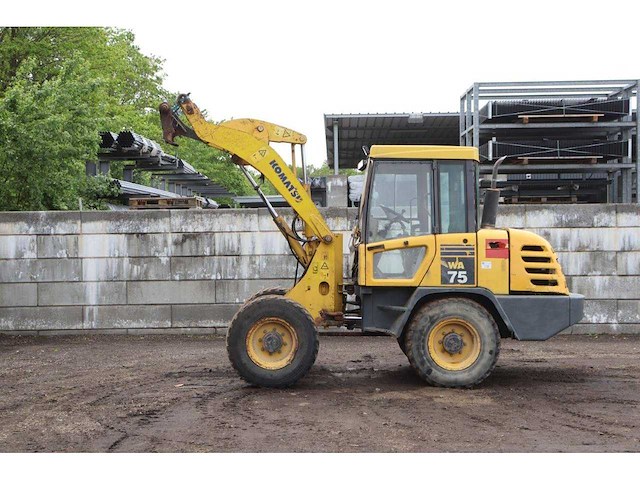 2002 komatsu wa 75-3 shovel - afbeelding 13 van  23