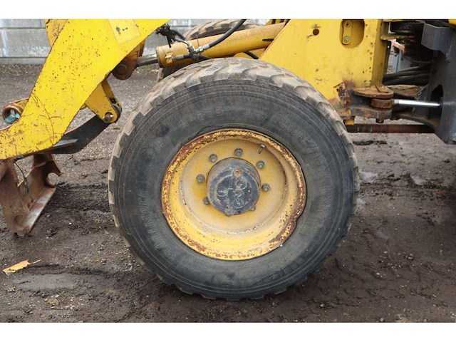2002 komatsu wa 75-3 shovel - afbeelding 21 van  23