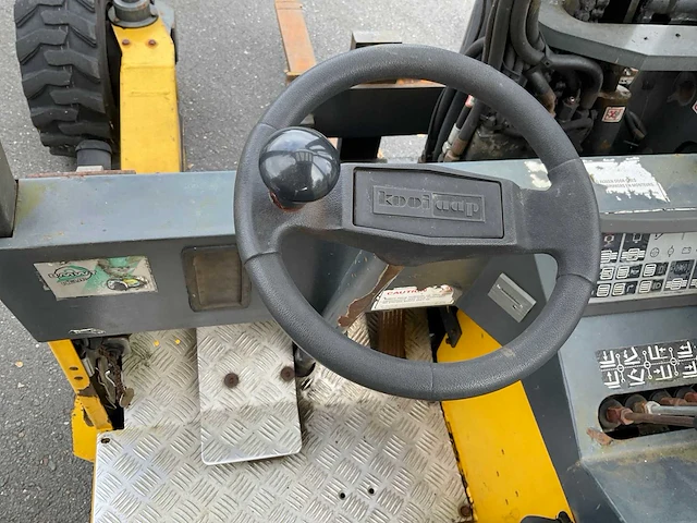 2002 kooiaap z2-3fv-2035 meeneemheftruck (c) - afbeelding 15 van  25