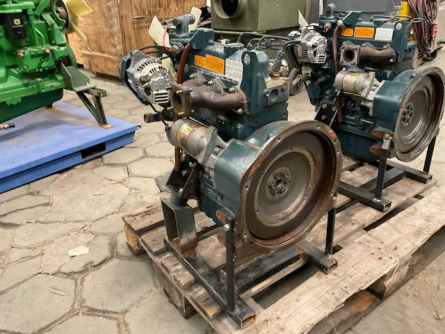 2002 kubota d905 dieselmotor - afbeelding 9 van  9