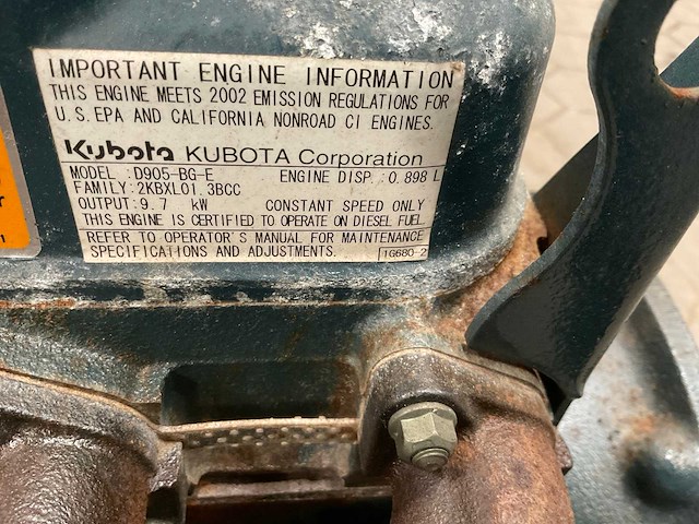 2002 kubota d905 dieselmotor - afbeelding 4 van  9