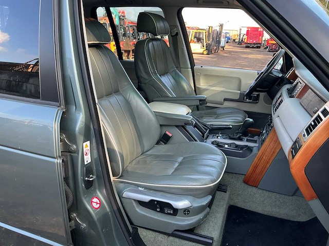 2002 land rover range rover personenauto - afbeelding 33 van  60