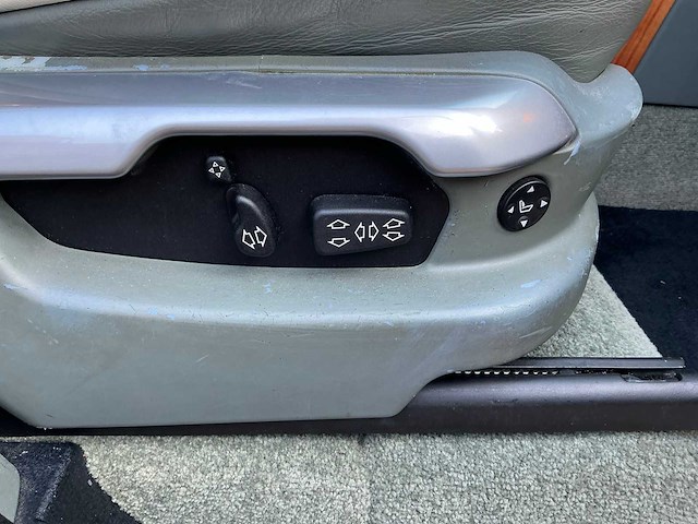 2002 land rover range rover personenauto - afbeelding 35 van  60