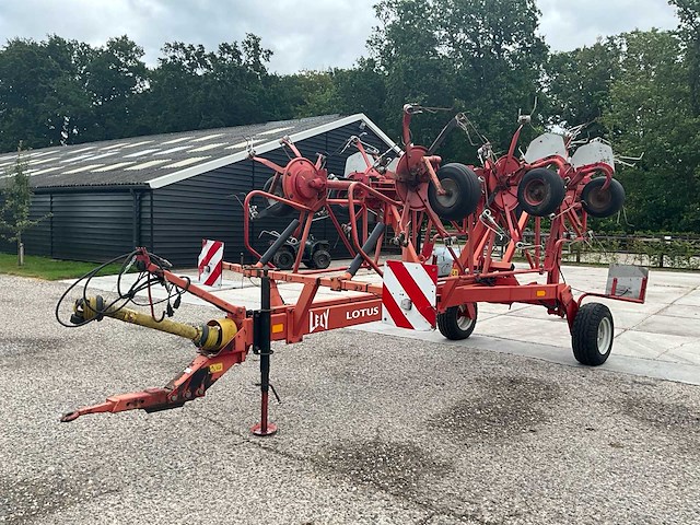 2002 lely lotus 900 schudder - afbeelding 1 van  14