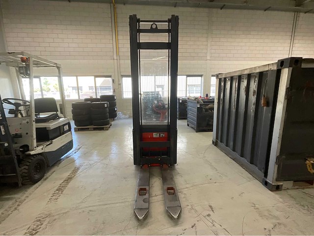 2002 linde l10 stapelaar - afbeelding 3 van  7