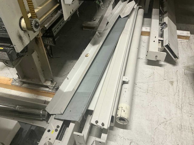 2002 mammut cnc 601 p2s professionele naaimachine multi needle - afbeelding 25 van  25