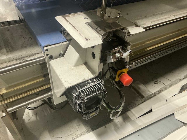 2002 mammut cnc 601 p2s professionele naaimachine multi needle - afbeelding 9 van  25