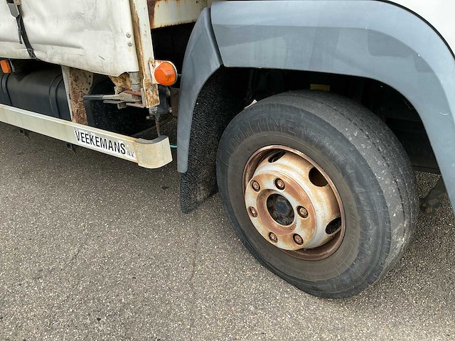 2002 man le 220 c 12.225 llc 4x2 schuifzeilwagen – dhollandia laadklep - afbeelding 22 van  35