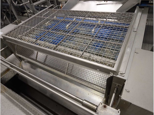 2002 marcelissen rvs aardappel sorteertafel (4x) - afbeelding 5 van  6