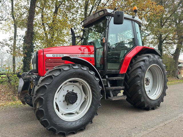 2002 massey ferguson 6255 vierwielaangedreven landbouwtractor - afbeelding 1 van  10