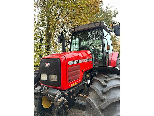 2002 massey ferguson 6255 vierwielaangedreven landbouwtractor - afbeelding 5 van  10