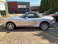 2002 mazda mx-5 1.6i exclusive personenauto - afbeelding 8 van  30