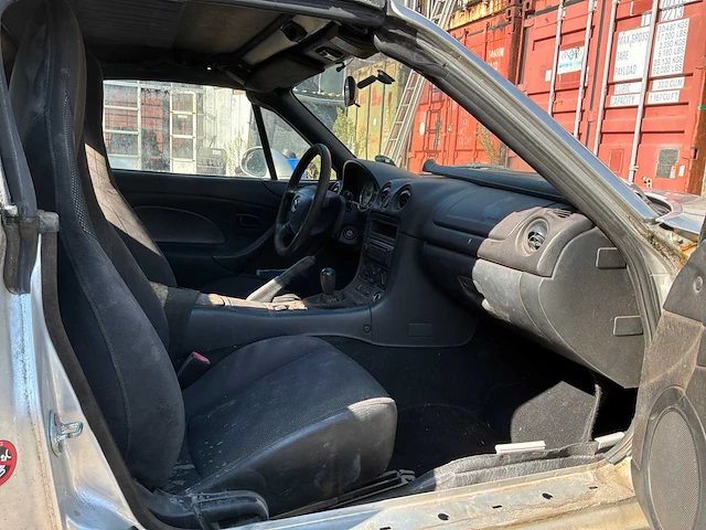 2002 mazda mx-5 1.6i exclusive personenauto - afbeelding 5 van  30