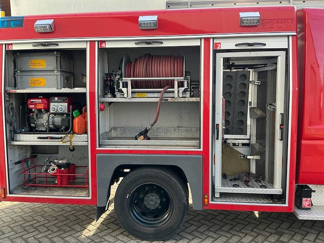 2002 mercedes-benz atego tankautospuit - afbeelding 7 van  20