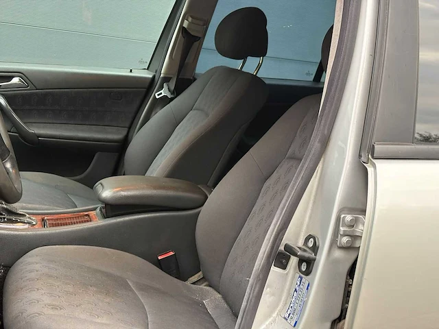 2002 mercedes-benz c-klasse automaat combi 200 k. elegance personenauto - afbeelding 11 van  12