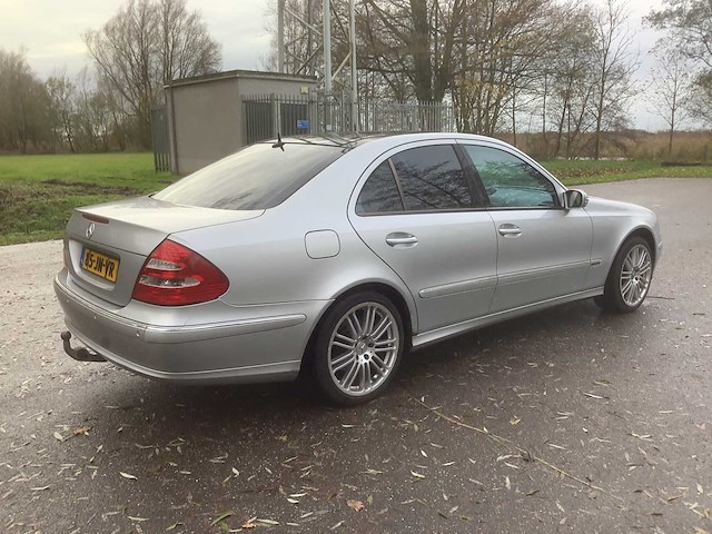 2002 mercedes-benz e-klasse 240 avantgarde personenauto - afbeelding 10 van  15