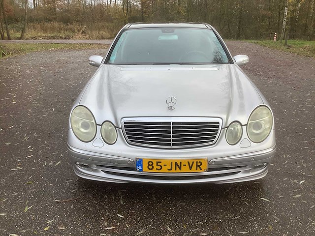 2002 mercedes-benz e-klasse 240 avantgarde personenauto - afbeelding 1 van  10