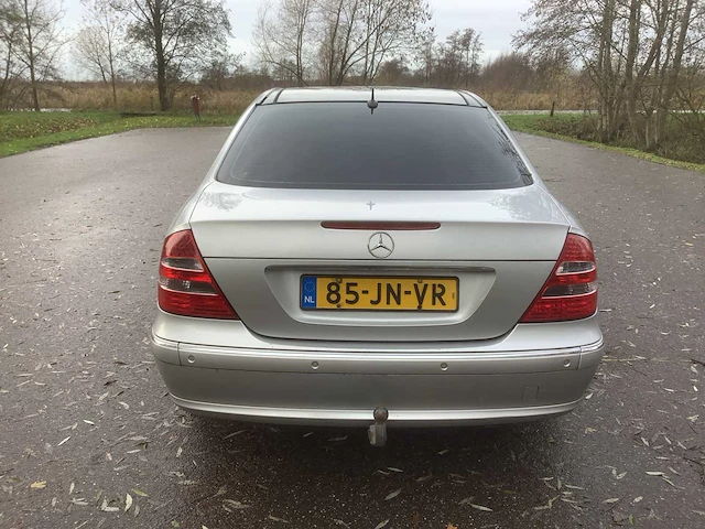 2002 mercedes-benz e-klasse 240 avantgarde - afbeelding 8 van  12