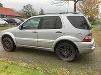 2002 mercedes-benz m-klasse amg 55 personenauto - afbeelding 8 van  17