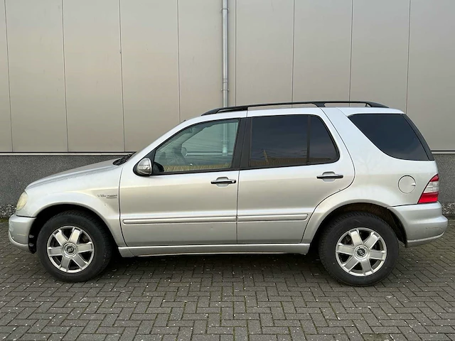 2002 mercedes-benz ml 400 cdi biturbo - afbeelding 40 van  43