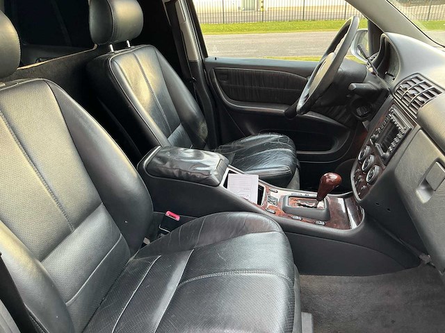 2002 mercedes-benz ml 400 cdi biturbo - afbeelding 34 van  43