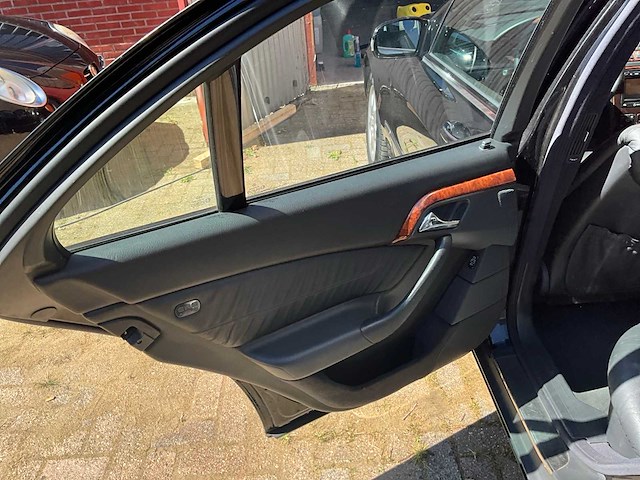 2002 mercedes-benz s-klasse 320 personenauto - afbeelding 16 van  36