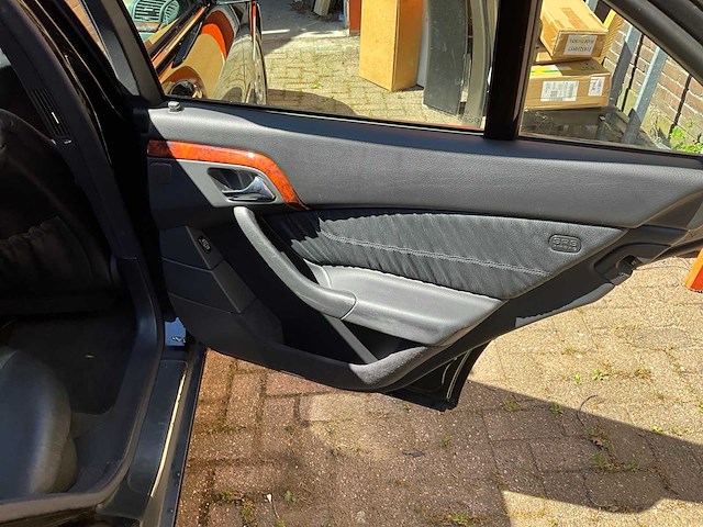 2002 mercedes-benz s-klasse 320 personenauto - afbeelding 19 van  36