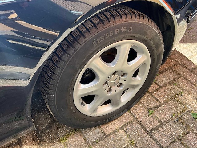 2002 mercedes-benz s-klasse 320 personenauto - afbeelding 29 van  36